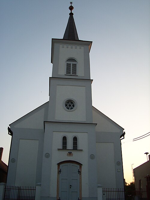 File:Szapi református templom.JPG