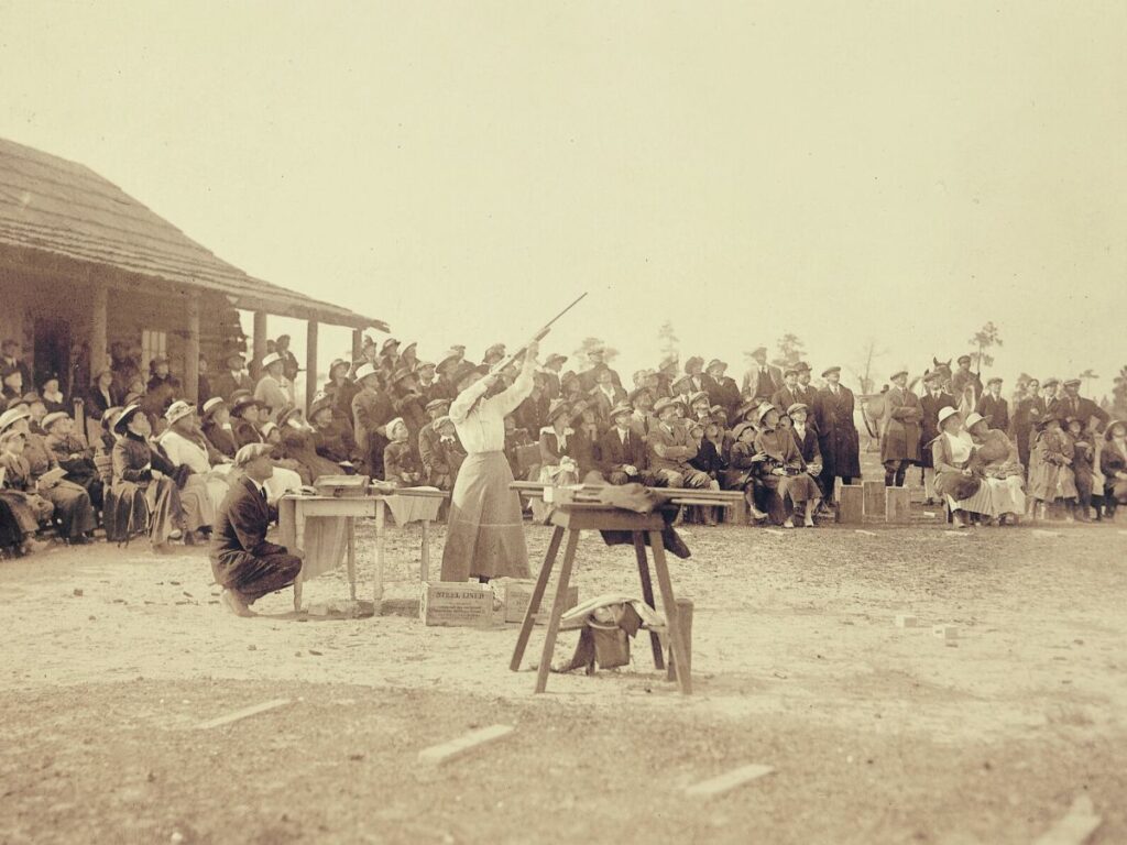 Annie Oakley facts